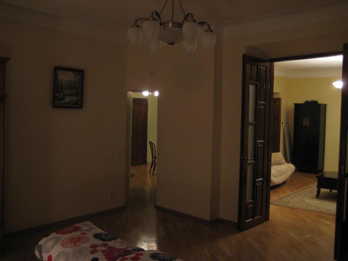 Apartments In The Historical Centre - לבוב חדר תמונה